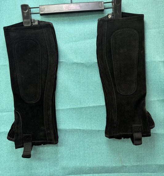 *NEW* Perris Black Suede Half Chaps Size Small
