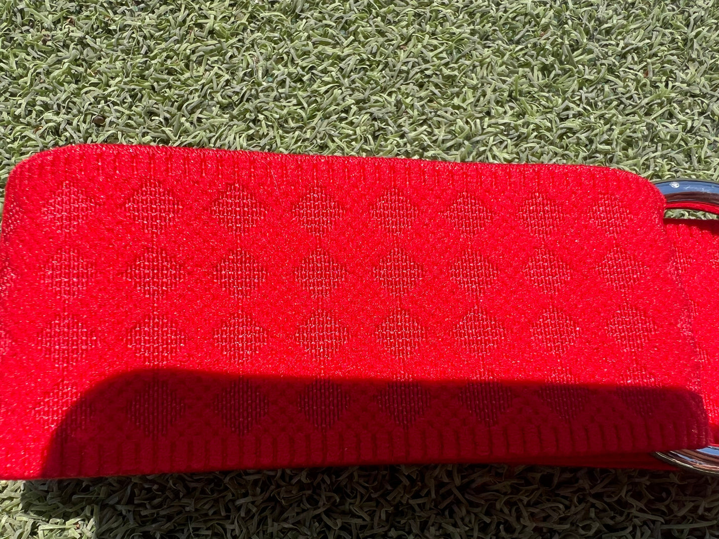 Red snaffle belt buckle with adjustable