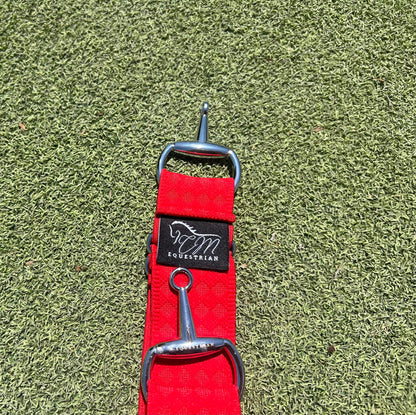 Red snaffle belt buckle with adjustable