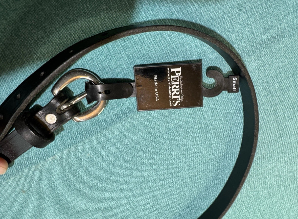 Small Ladies Perris Leather Black 3/4" Bridle Leather Creased Belt