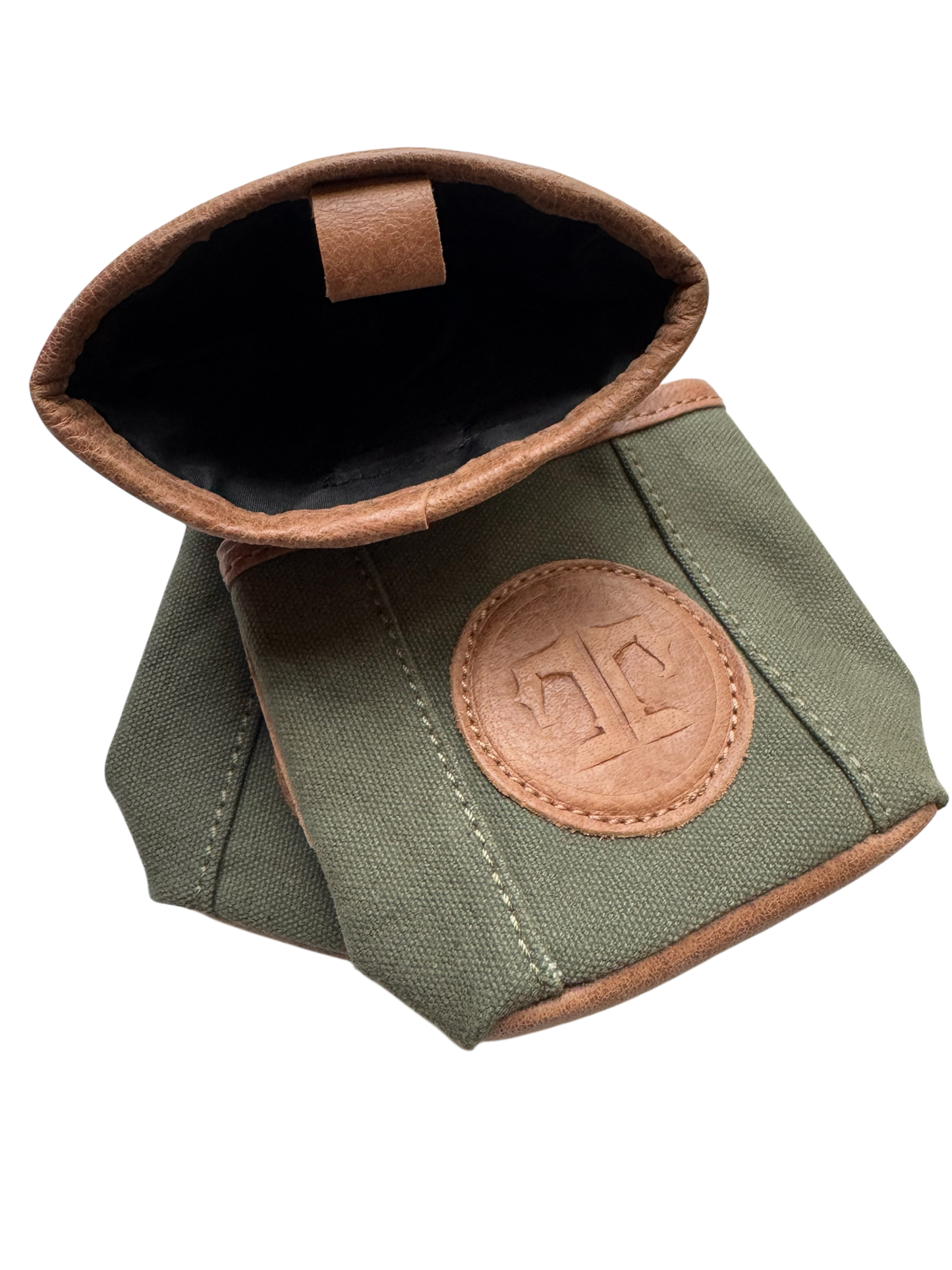 BARN TREAT POUCH